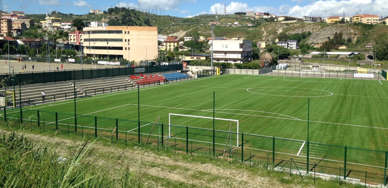 Stadio di Catanzaro con recinzioni sportive Nuova Defim Orsogril
